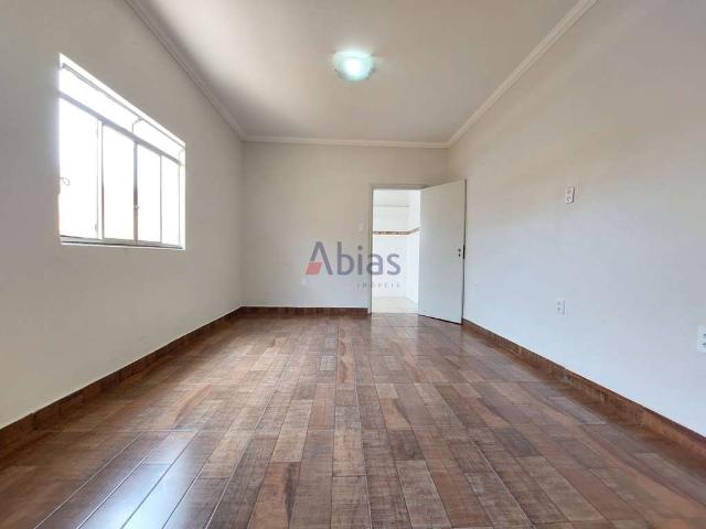 Casa / Sobrado para Venda em São Carlos/SP Vila Rancho Velho 2 Quartos