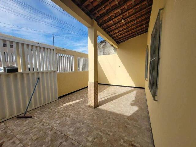Casa / Sobrado para Venda em São Cristóvão/SE Eduardo Gomes 2 Quartos