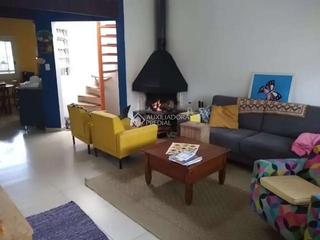 Casa / Sobrado para Venda em São Borja/RS Maria do Carmo 3 Quartos