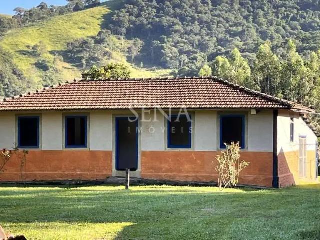 Casa / Sobrado para Venda em São Bento do Sapucaí/SP Paiol Grande 3 Quartos