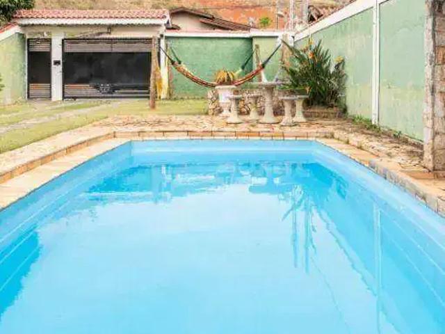 Casa / Sobrado para Venda em São Bento do Sapucaí/SP Parque Monte Rey 4 Quartos
