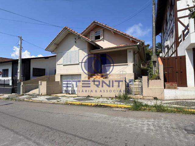 Casa / Sobrado para Venda em São Bento do Sul/SC Centro 4 Quartos
