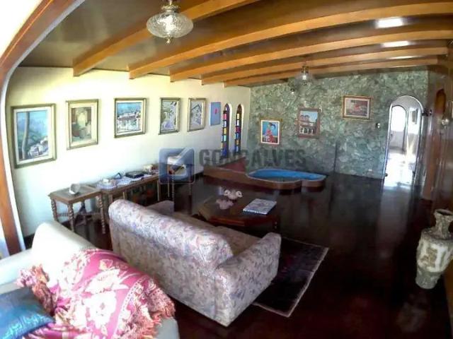 Casa / Sobrado para Venda em São Bernardo do Campo/SP Vila Euclides 6 Quartos