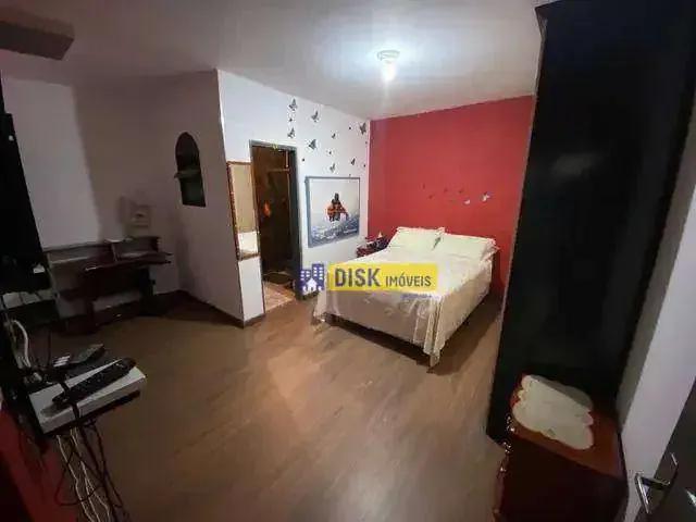 Casa / Sobrado para Venda em São Bernardo do Campo/SP Alves Dias 3 Quartos