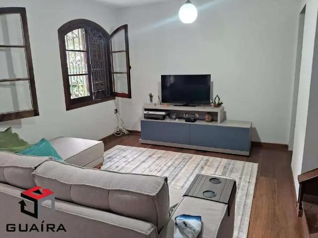 Casa / Sobrado para Venda em São Bernardo do Campo/SP Alves Dias 4 Quartos