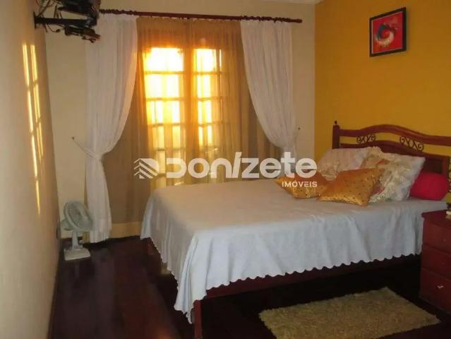 Casa / Sobrado para Venda em São Bernardo do Campo/SP Nova Petrópolis 3 Quartos