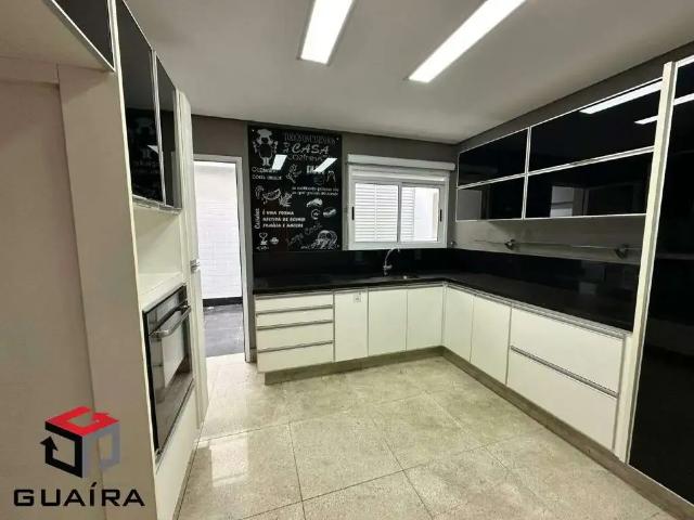 Casa / Sobrado para Venda em São Bernardo do Campo/SP Demarchi 4 Quartos