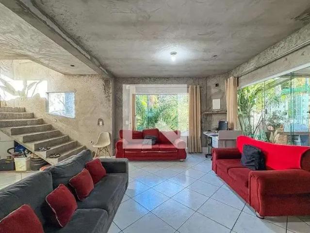 Casa / Sobrado para Venda em São Bernardo do Campo/SP Demarchi 6 Quartos