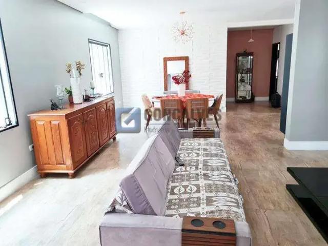 Casa / Sobrado para Venda em São Bernardo do Campo/SP Dos Casa 4 Quartos