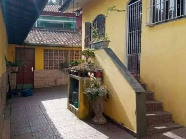 Casa / Sobrado para Venda em São Bernardo do Campo/SP Dos Finco 4 Quartos