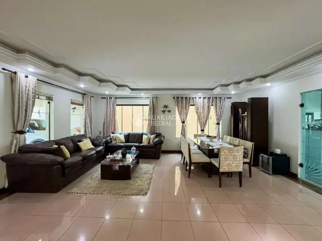 Casa / Sobrado para Venda em São Bernardo do Campo/SP Independência 4 Quartos