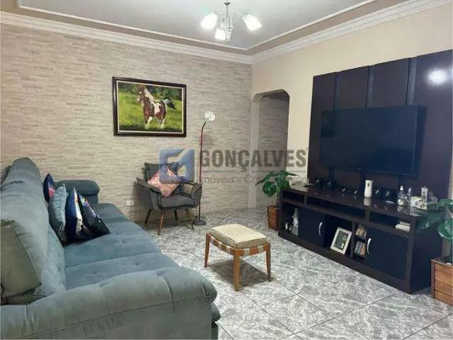 Casa / Sobrado para Venda em São Bernardo do Campo/SP Alves Dias 3 Quartos