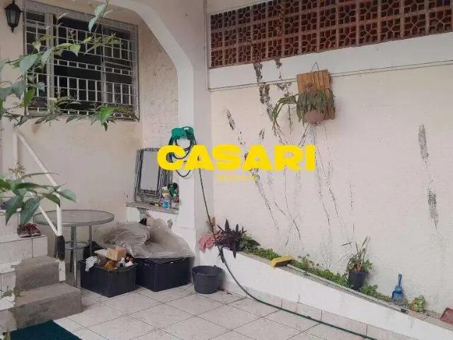Casa / Sobrado para Venda em São Bernardo do Campo/SP Jardim Hollywood 3 Quartos
