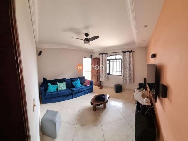 Casa / Sobrado para Venda em São Bernardo do Campo/SP Jordanópolis 3 Quartos