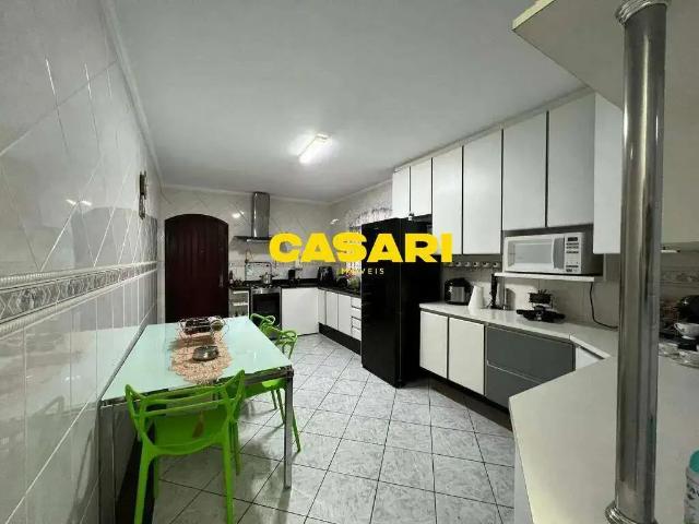Casa / Sobrado para Venda em São Bernardo do Campo/SP Alves Dias 3 Quartos