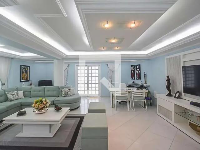 Casa / Sobrado para Venda em São Bernardo do Campo/SP Nova Petrópolis 3 Quartos