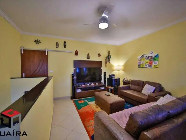Casa / Sobrado para Venda em São Bernardo do Campo/SP Nova Petrópolis 4 Quartos