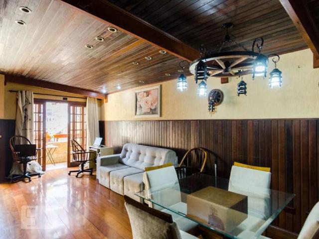 Casa / Sobrado para Venda em São Bernardo do Campo/SP Nova Petrópolis 5 Quartos