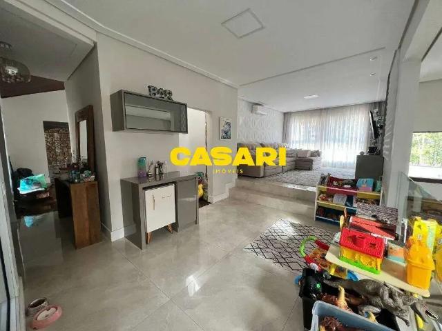 Casa / Sobrado para Venda em São Bernardo do Campo/SP Riacho Grande 3 Quartos