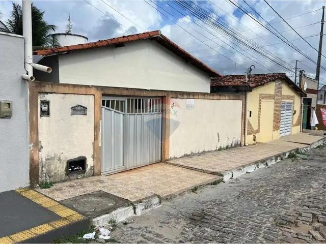 Casa / Sobrado para Venda em São Gonçalo do Amarante/RN Conjunto Amarante 3 Quartos