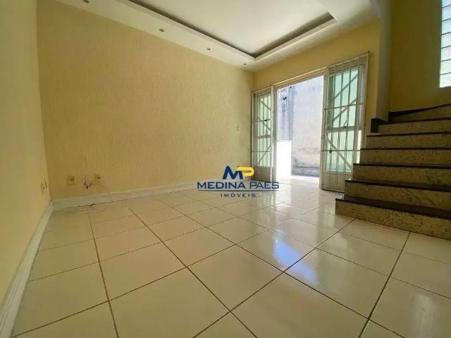 Casa / Sobrado para Venda em São Gonçalo/RJ Mutuá 2 Quartos