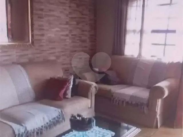 Casa / Sobrado para Venda em São Gonçalo/RJ Mutuá 3 Quartos
