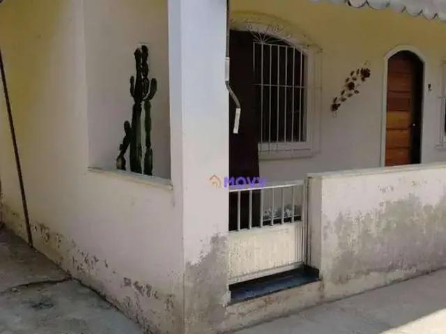Casa / Sobrado para Venda em São Gonçalo/RJ Arsenal 3 Quartos
