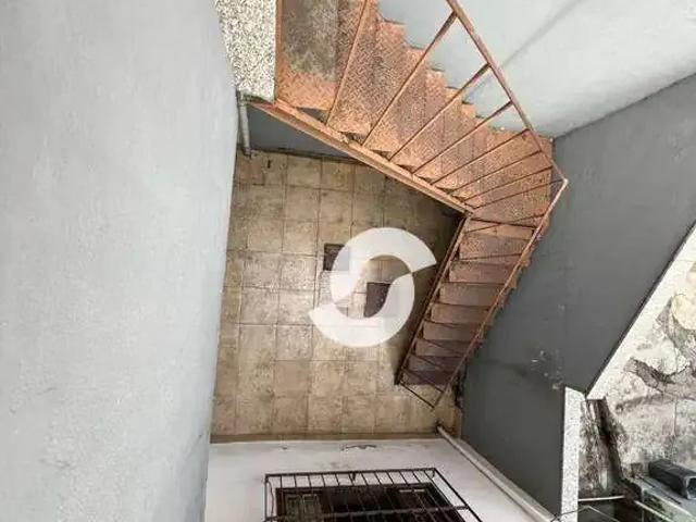 Casa / Sobrado para Venda em São Gonçalo/RJ Barro Vermelho 3 Quartos