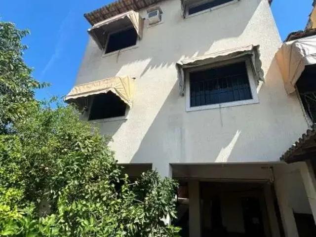 Casa / Sobrado para Venda em São Gonçalo/RJ Brasilândia 3 Quartos