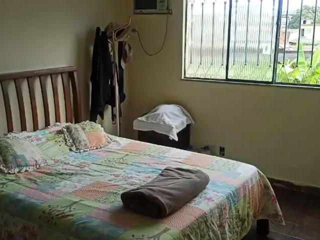 Casa / Sobrado para Venda em São Gonçalo/RJ Centro 4 Quartos