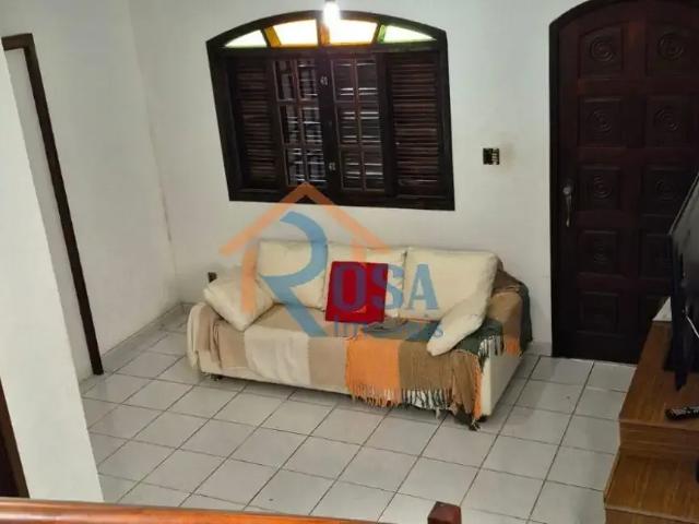 Casa / Sobrado para Venda em São Gonçalo/RJ Jardim Catarina 4 Quartos