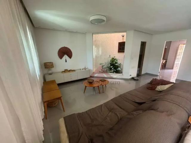 Casa / Sobrado para Venda em São Gonçalo/RJ Pacheco 5 Quartos
