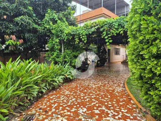 Casa / Sobrado para Venda em São Gonçalo/RJ Porto da Pedra 4 Quartos