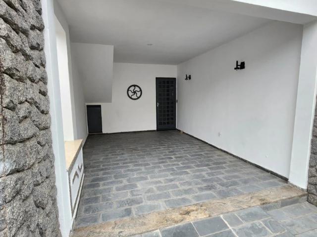Casa / Sobrado para Venda em São Gonçalo/RJ Rocha 4 Quartos
