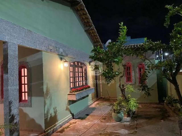 Casa / Sobrado para Venda em São Gonçalo/RJ Trindade 3 Quartos