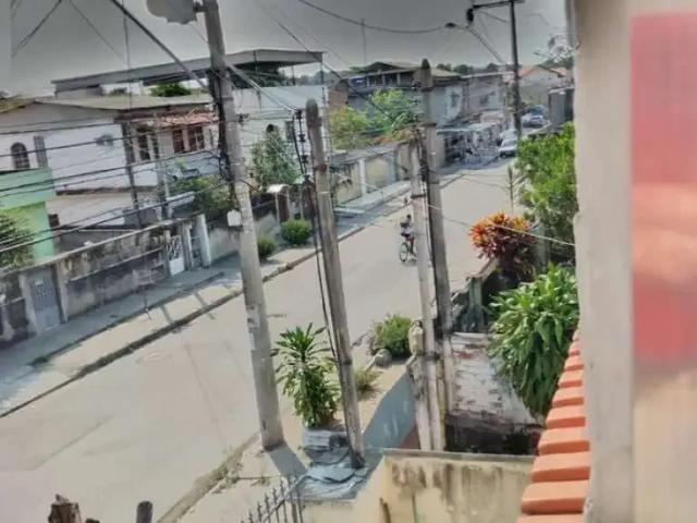Casa / Sobrado para Venda em São Gonçalo/RJ Trindade 4 Quartos