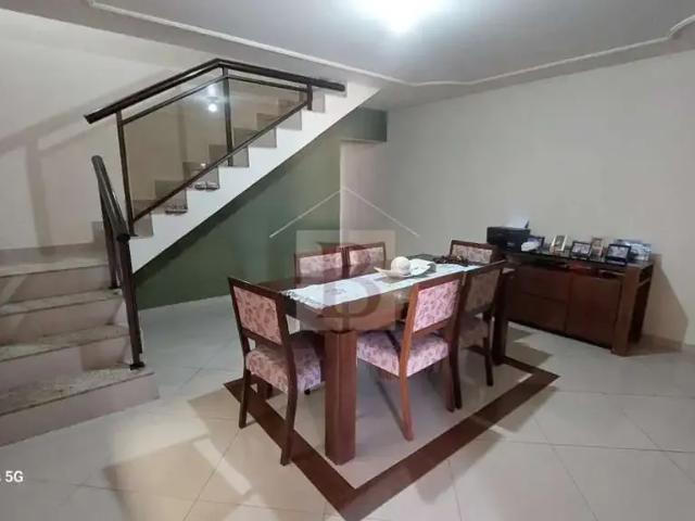 Casa / Sobrado para Venda em São Gonçalo/RJ Tribobó 3 Quartos