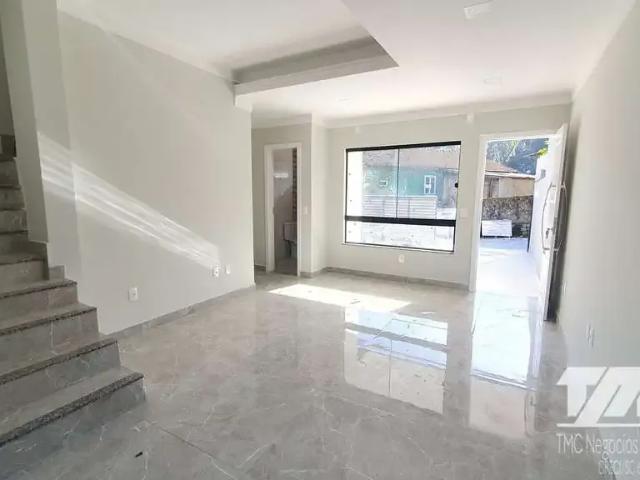 Casa / Sobrado para Venda em São Francisco do Sul/SC Água Branca 3 Quartos