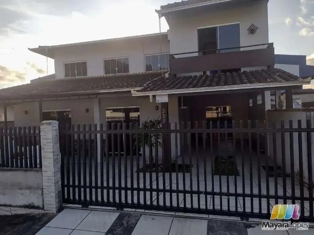 Casa / Sobrado para Venda em São Francisco do Sul/SC Água Branca 5 Quartos