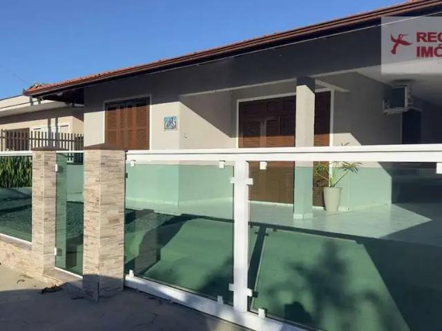 Casa / Sobrado para Venda em São Francisco do Sul/SC Balneário Enseada 3 Quartos