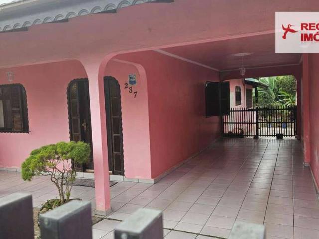 Casa / Sobrado para Venda em São Francisco do Sul/SC Centro 4 Quartos