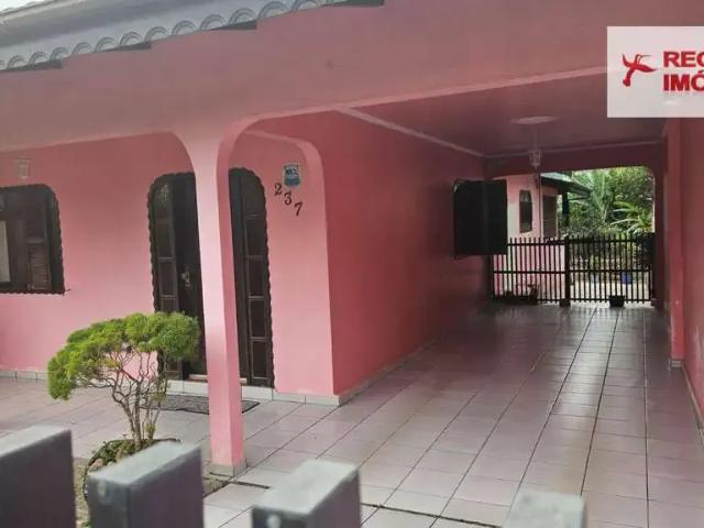 Casa / Sobrado para Venda em São Francisco do Sul/SC Centro 4 Quartos