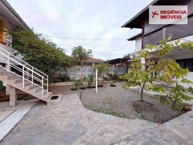 Casa / Sobrado para Venda em São Francisco do Sul/SC Centro 8 Quartos