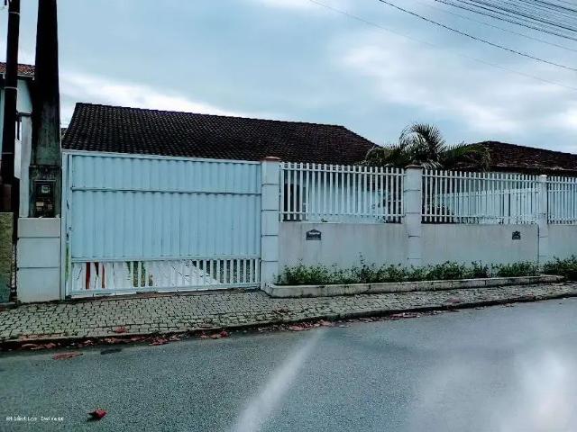 Casa / Sobrado para Venda em São Francisco do Sul/SC Enseada 3 Quartos