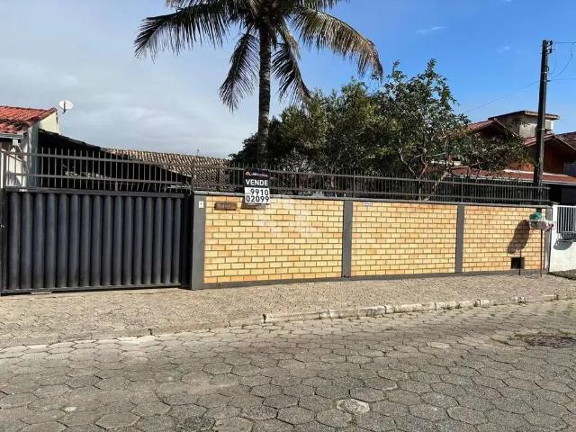Casa / Sobrado para Venda em São Francisco do Sul/SC Enseada 2 Quartos