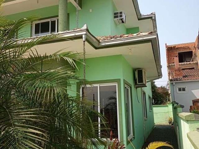 Casa / Sobrado para Venda em São Francisco do Sul/SC Itaguaçu 4 Quartos