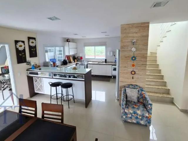 Casa / Sobrado para Venda em São Francisco do Sul/SC Itaguaçu 4 Quartos