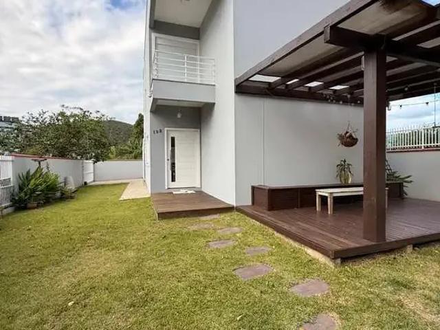 Casa / Sobrado para Venda em São Francisco do Sul/SC Itaguaçu 4 Quartos