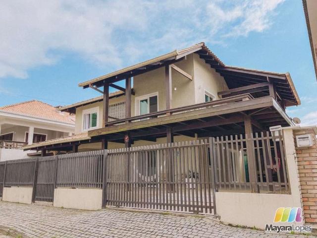 Casa / Sobrado para Venda em São Francisco do Sul/SC Centro 5 Quartos