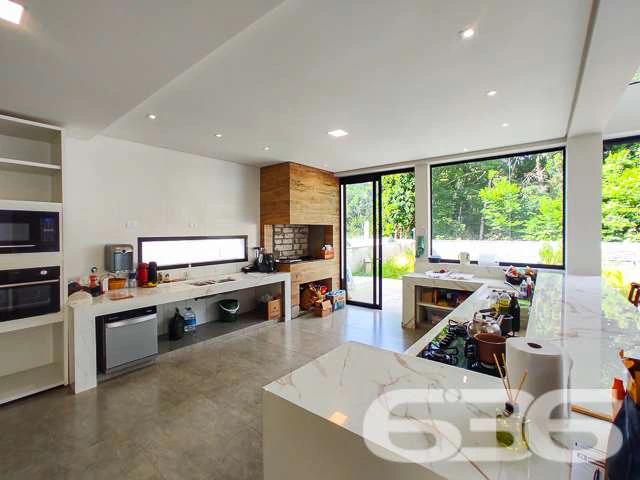 Casa / Sobrado para Venda em São Francisco do Sul/SC Iperoba 3 Quartos